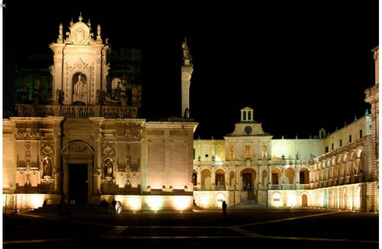 Bed and Breakfast Tuile 34 à Lecce Extérieur photo